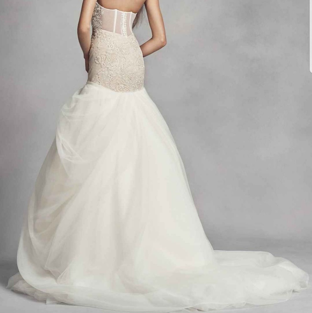 Wedding Dress - Picture 4 of 4